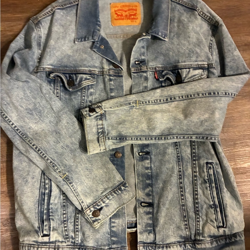 Men Levi’s relaxed trucker vintage style Light Blue Denim Jacket XL - Picture 5 of 10